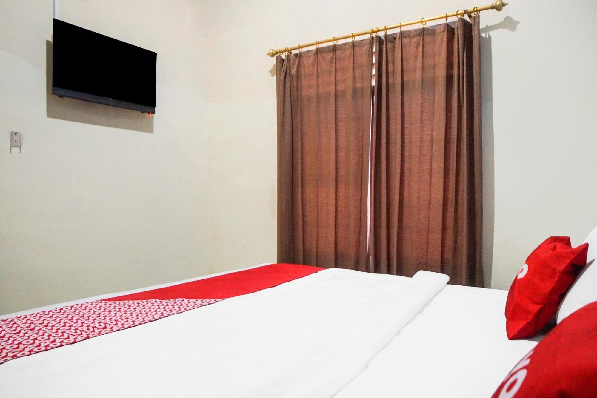 Oyo 92076 Sky Residence Cengkeh Medan Ngoại thất bức ảnh